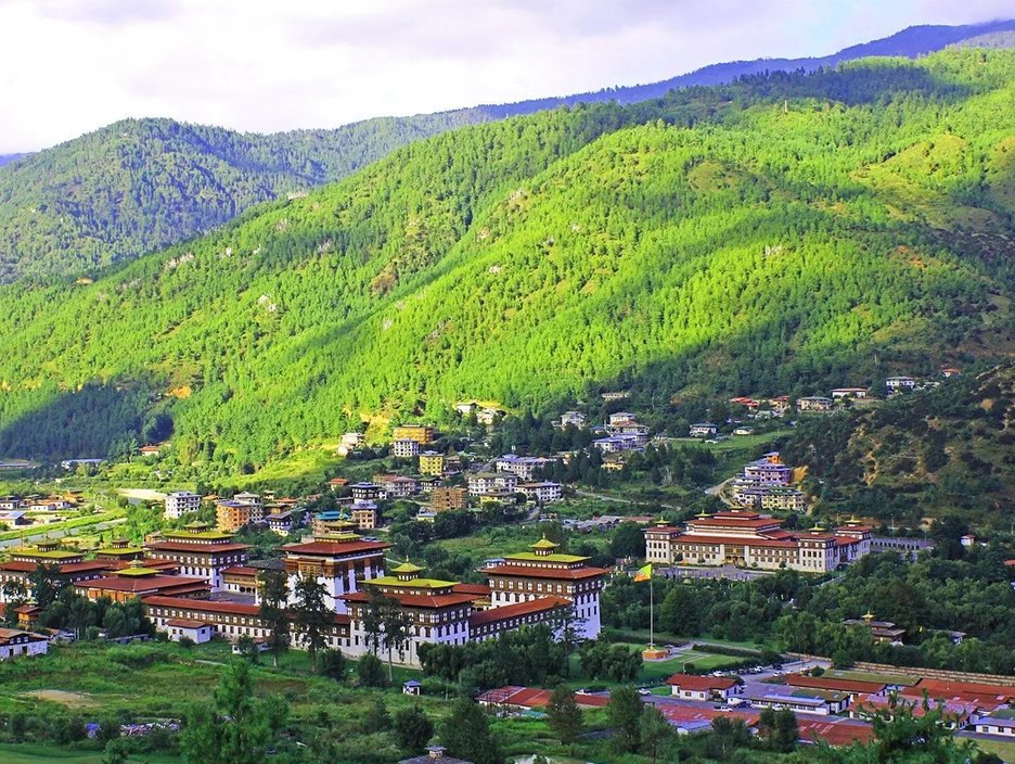 Bhutan Tour Package: Luxury in the Land of Happiness